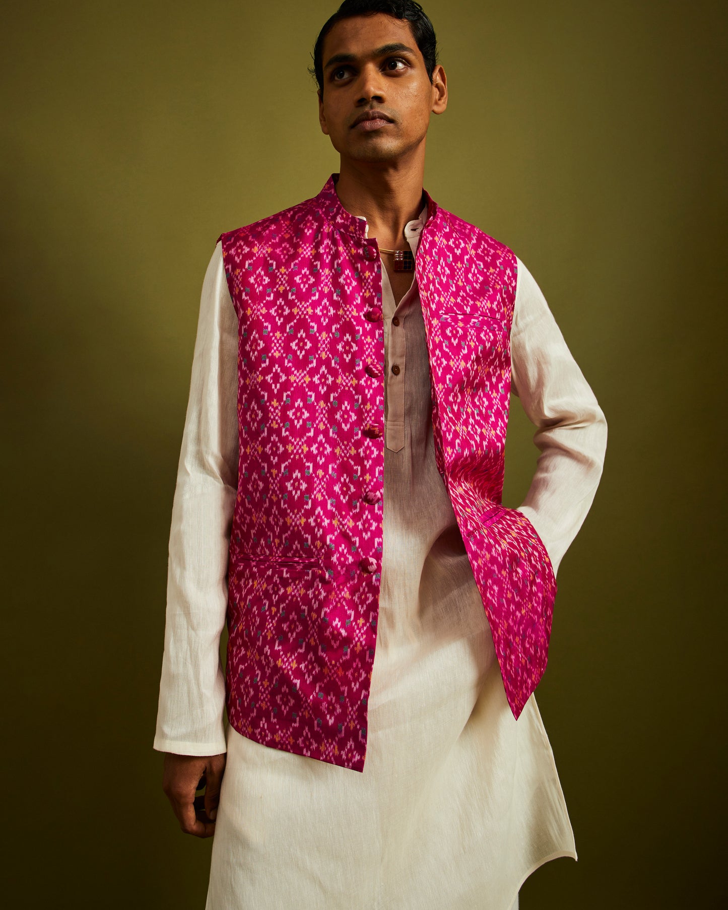 Chanda Bhat Pink Patan Patola Bandi