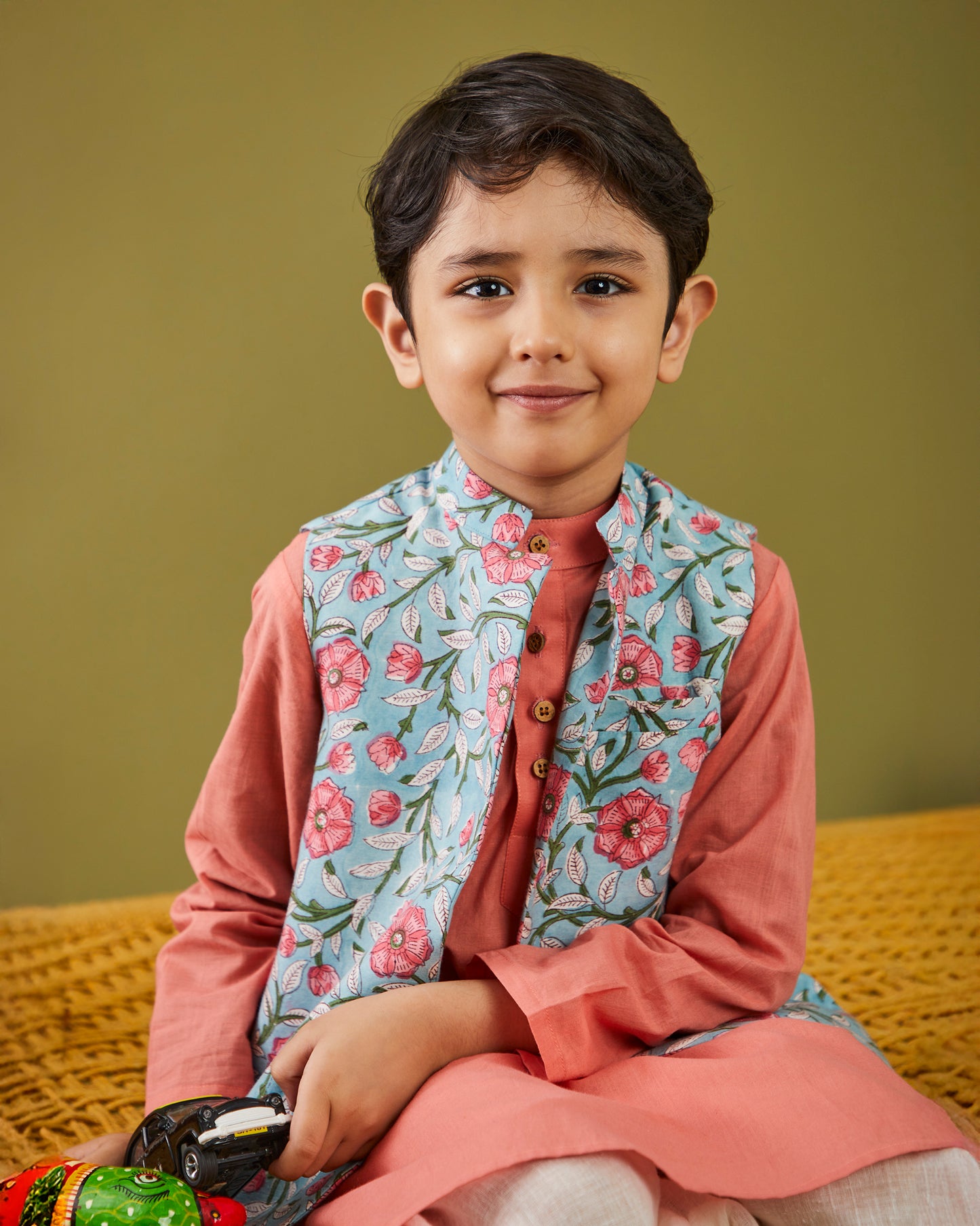 Sanaganeri Phool Kurta Pajama Bandi Set