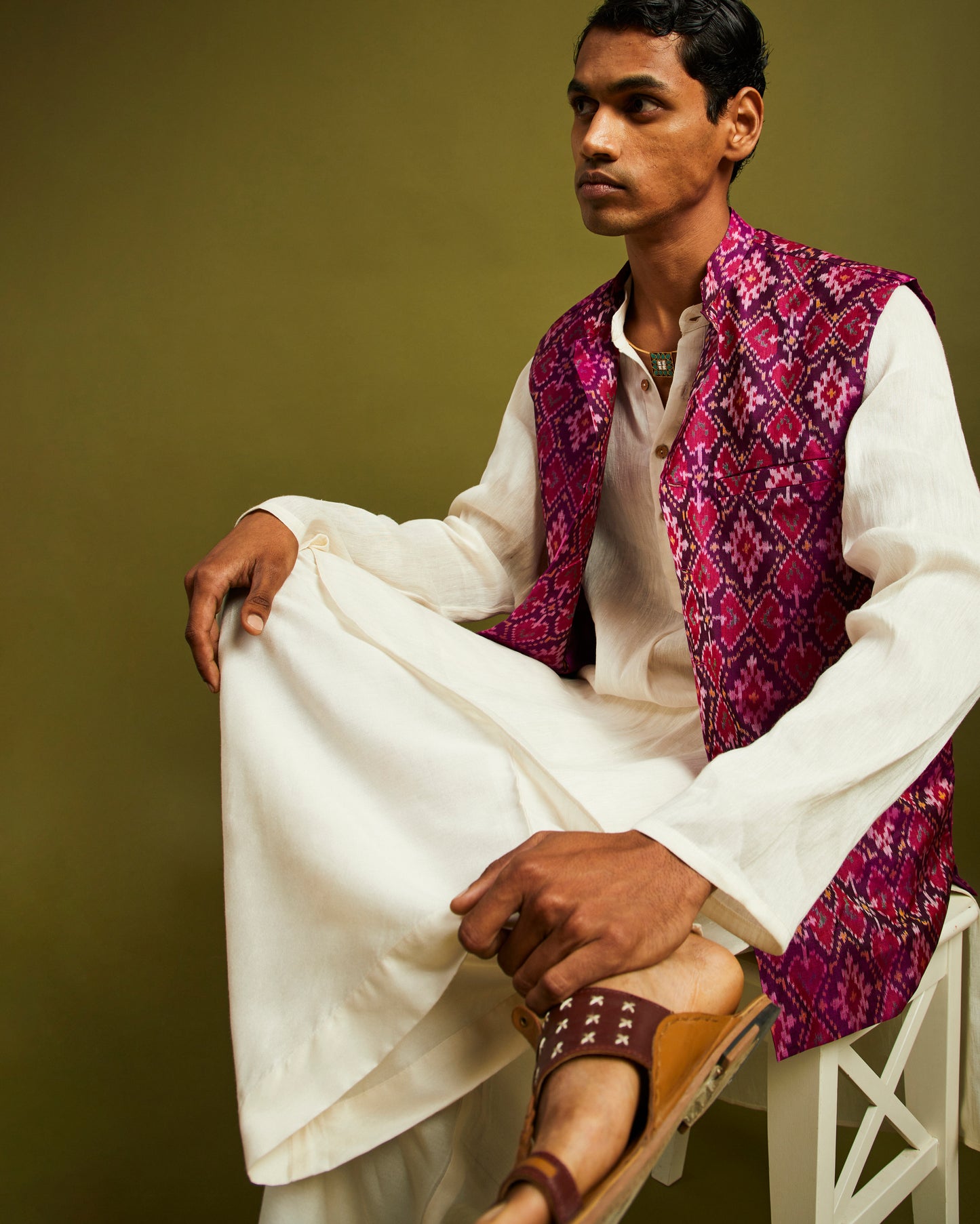 Paan Chanda Patan Patola Purple Bandi