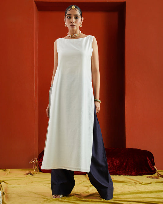 Pure Chanderi  Sleeveless Straight Kurta