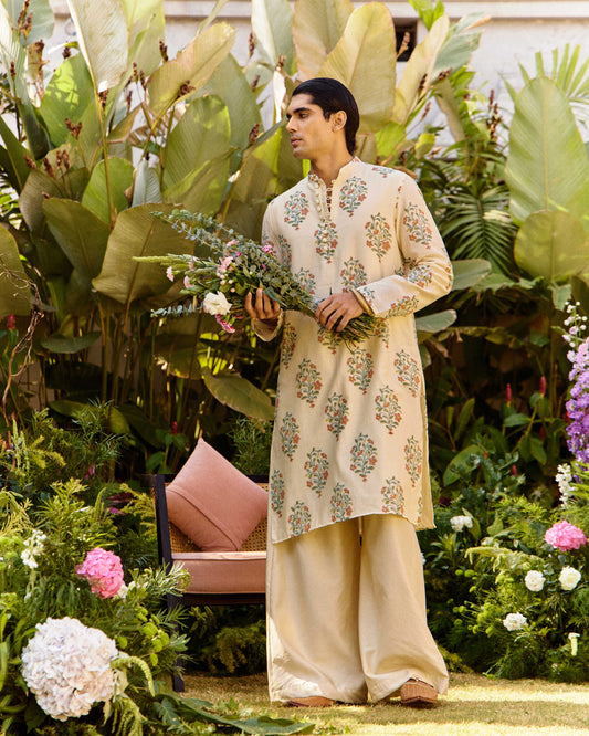 Sadabahar Guldaan Red kurta