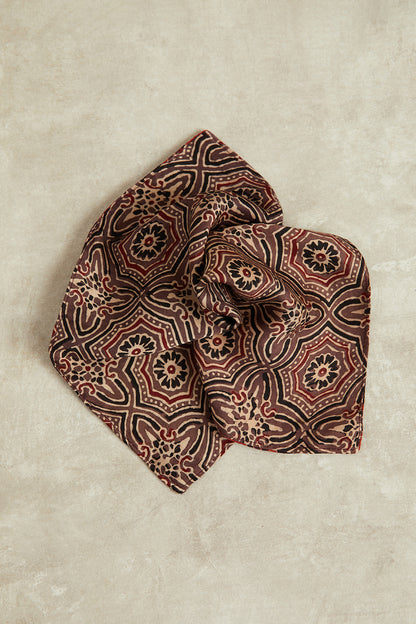 Sehar Ajrakh Dotarfa Pocket Square