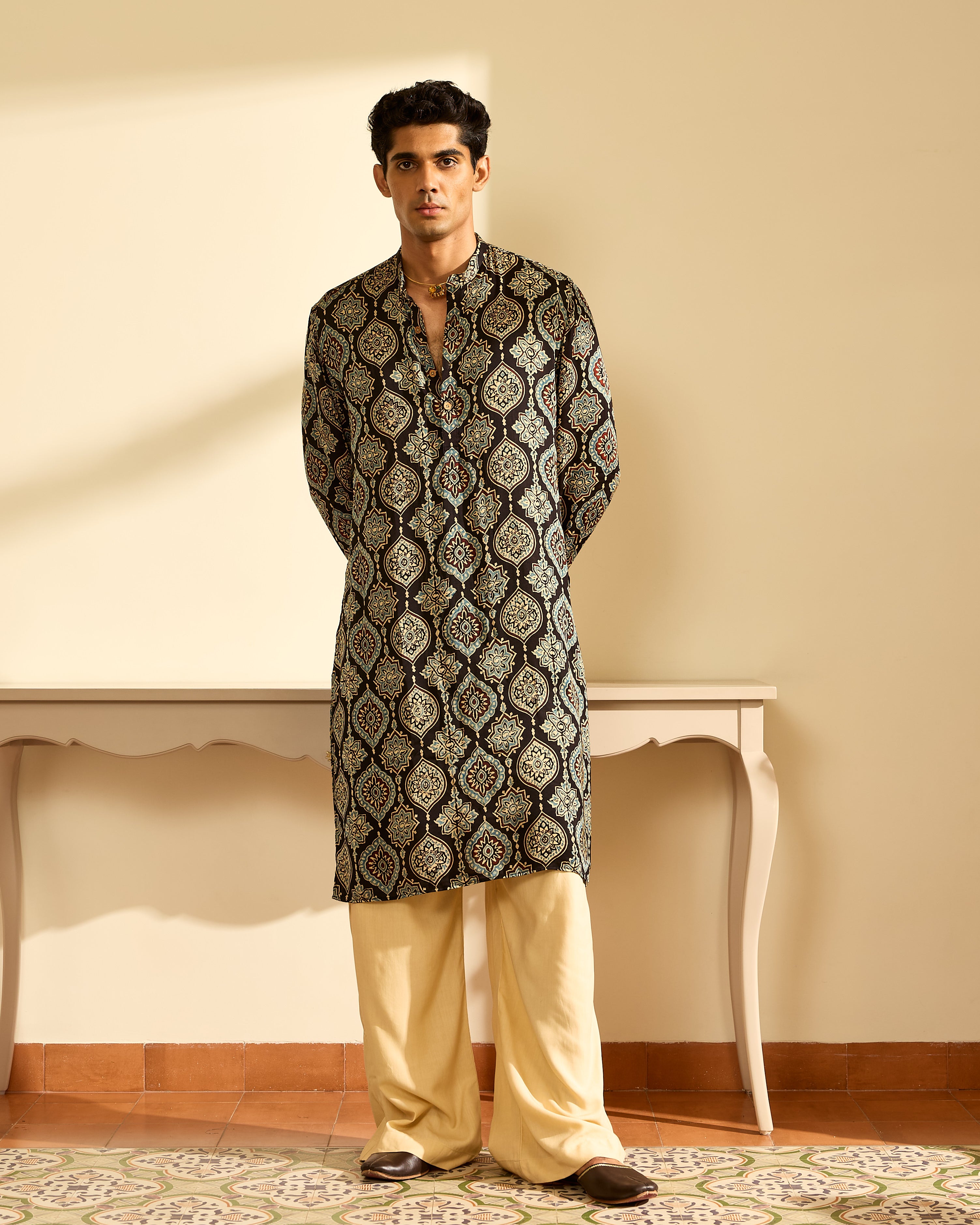 Minkudi Ajrakh Kurta