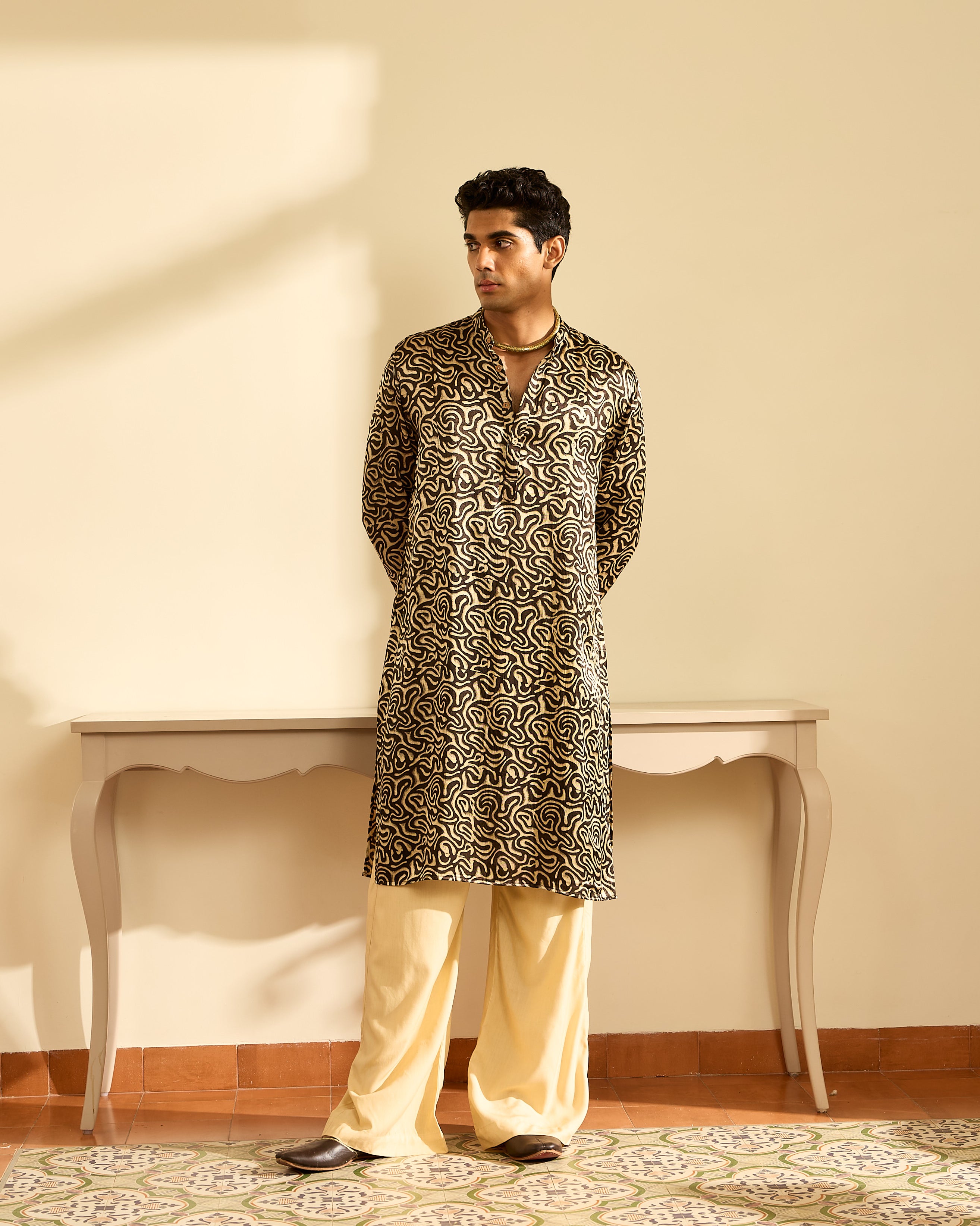 Kakkar Ajrakh Mashru Kurta