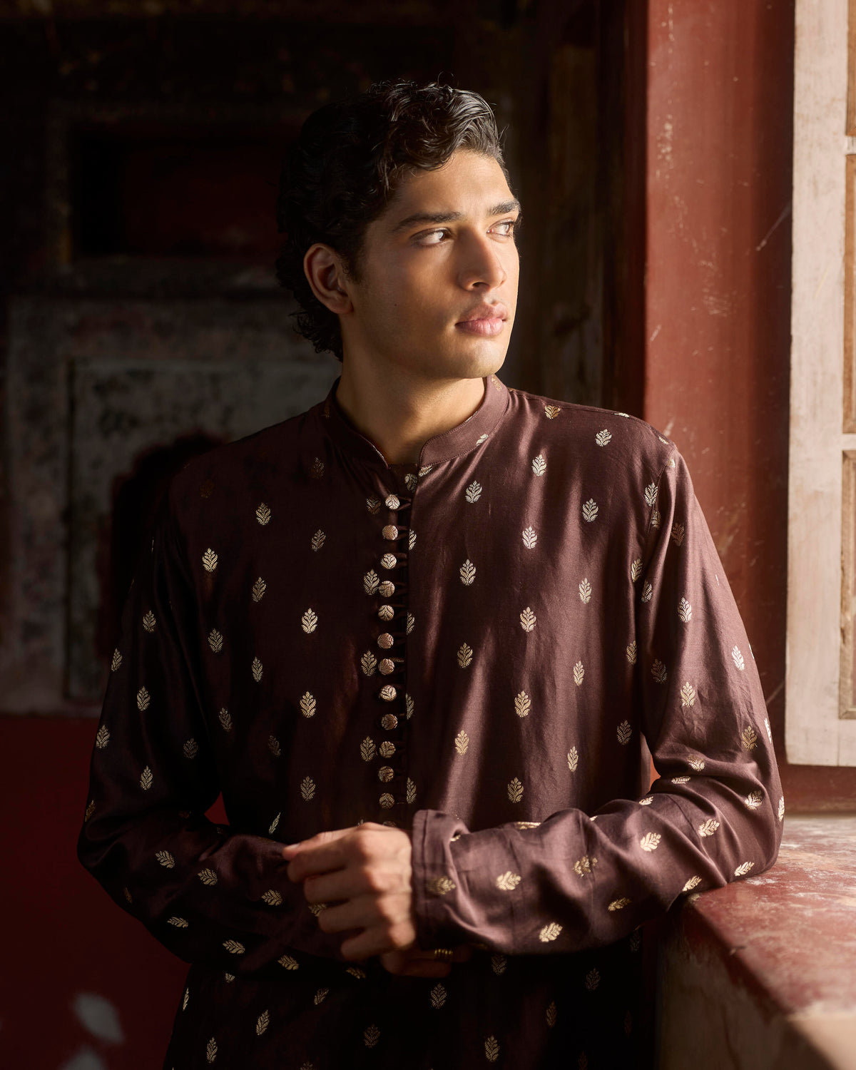 Manuhaar Dark Brown Buta Chanderi Kurta