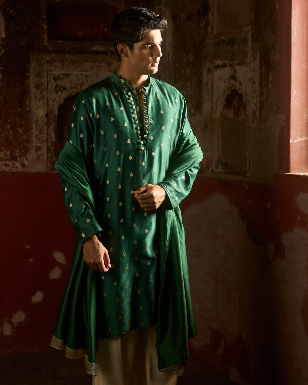 Manuhaar Bottle Green Buta Chanderi Kurta
