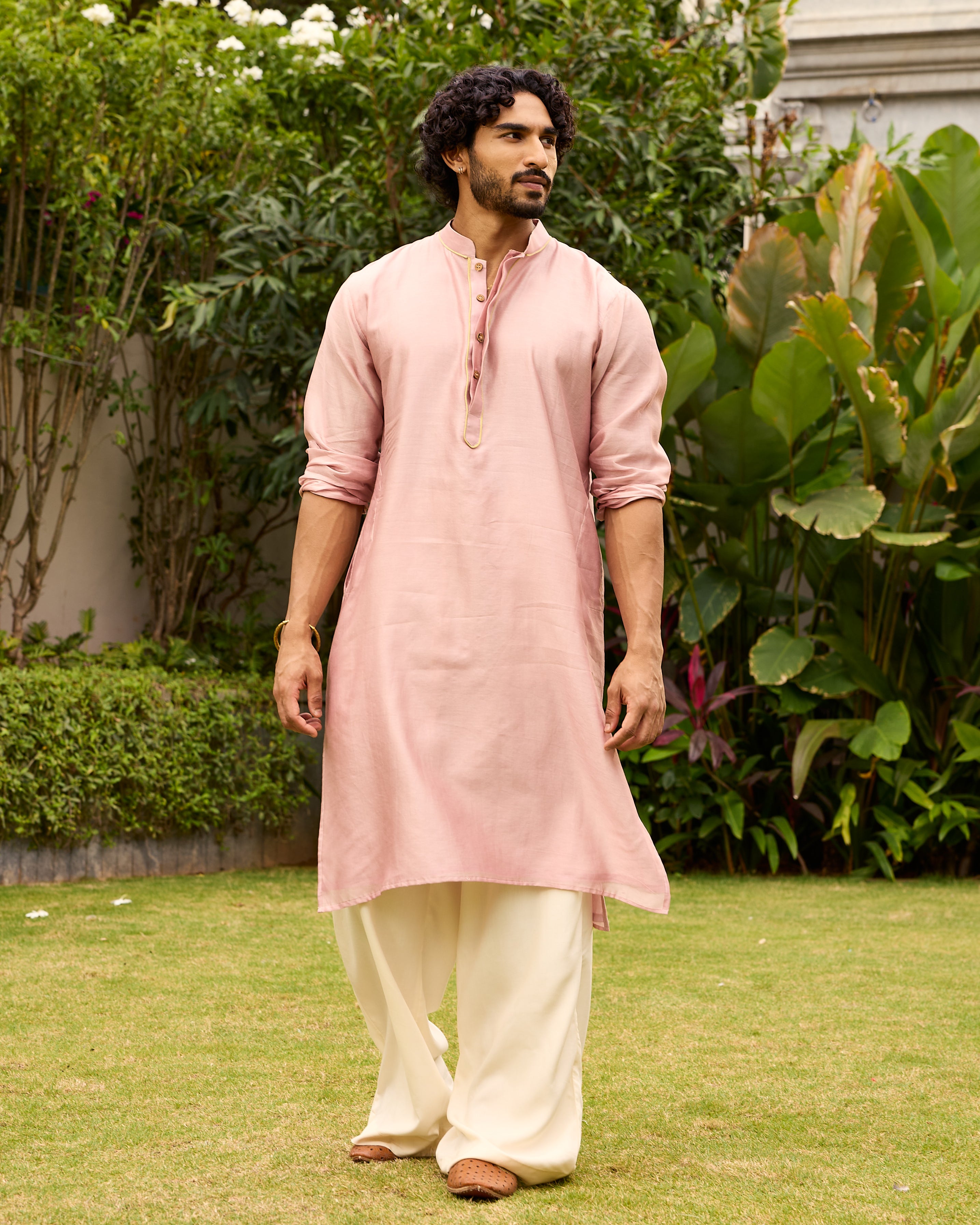 Rose Pink Pure Chanderi Kurta With Gold Piping On Hidden Placket