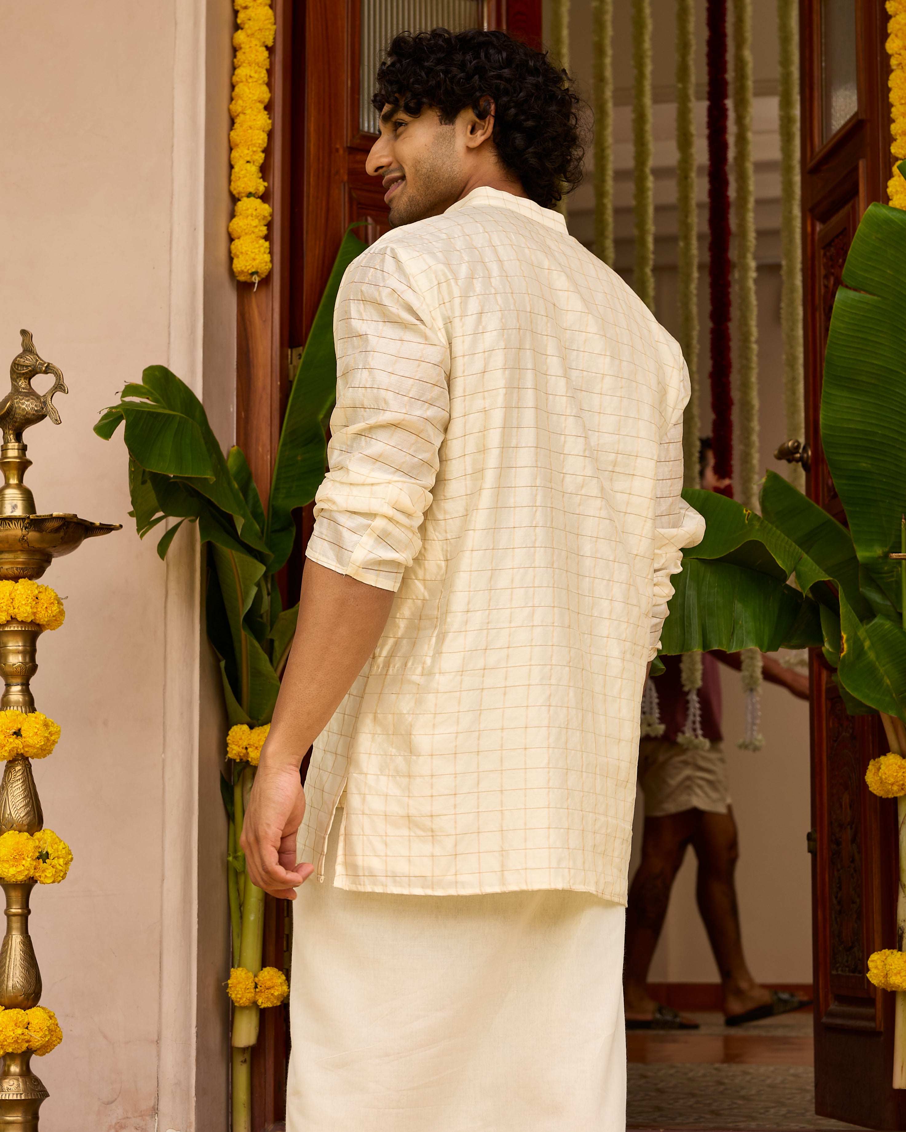 Checks Pure Chiniya Silk Men's Short Kurta