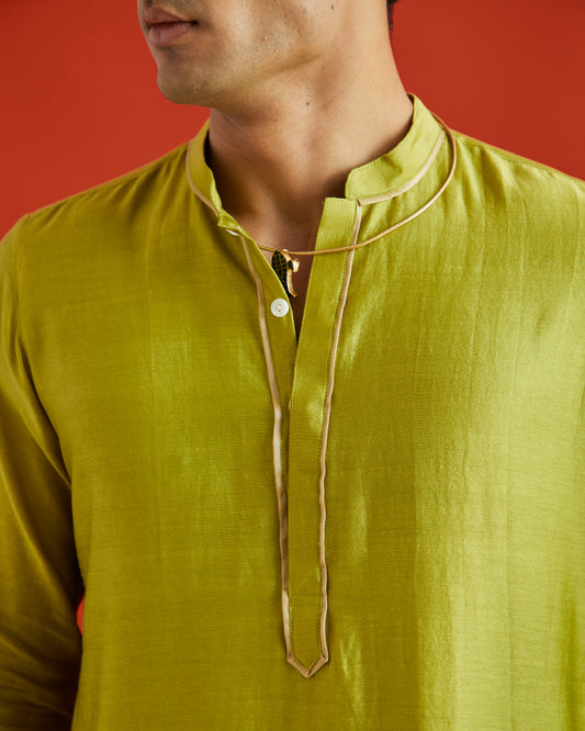 Green Pure Chanderi Kurta With Gold Piping On Hidden Placket