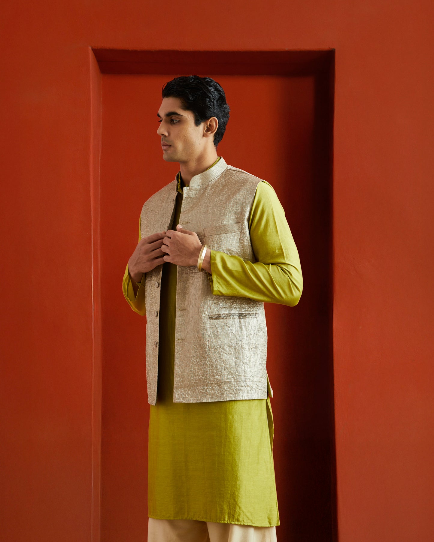 Silver Pure Tissue Brocade Bricks Motif Bandi- Green Hue