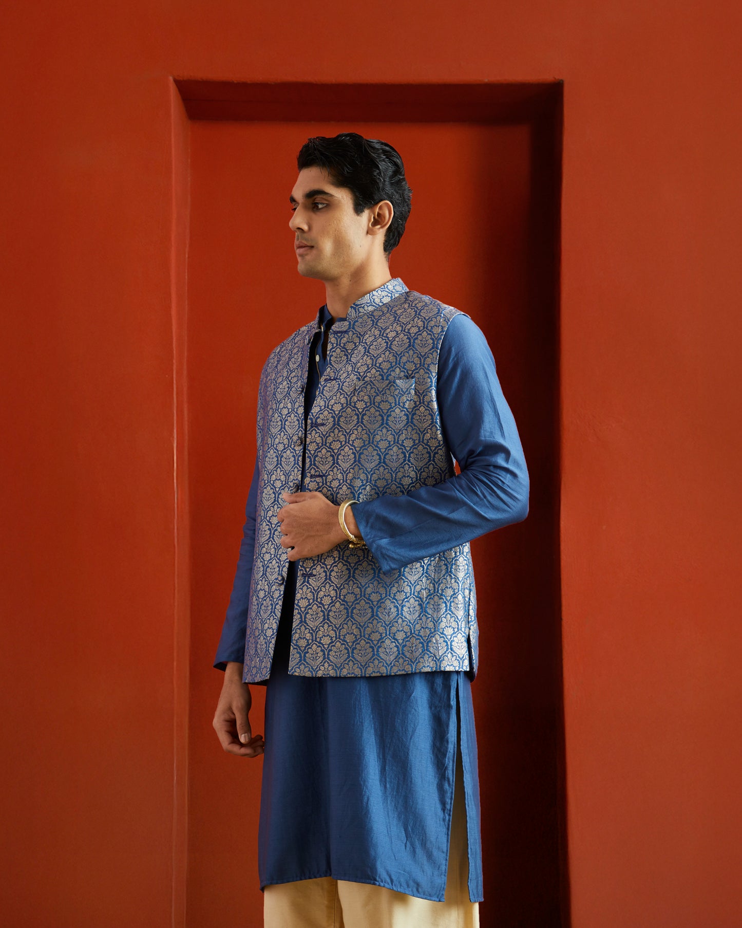 Blue Pure Katan Silk Brocade Floral Motif Bandi- Blue Hue