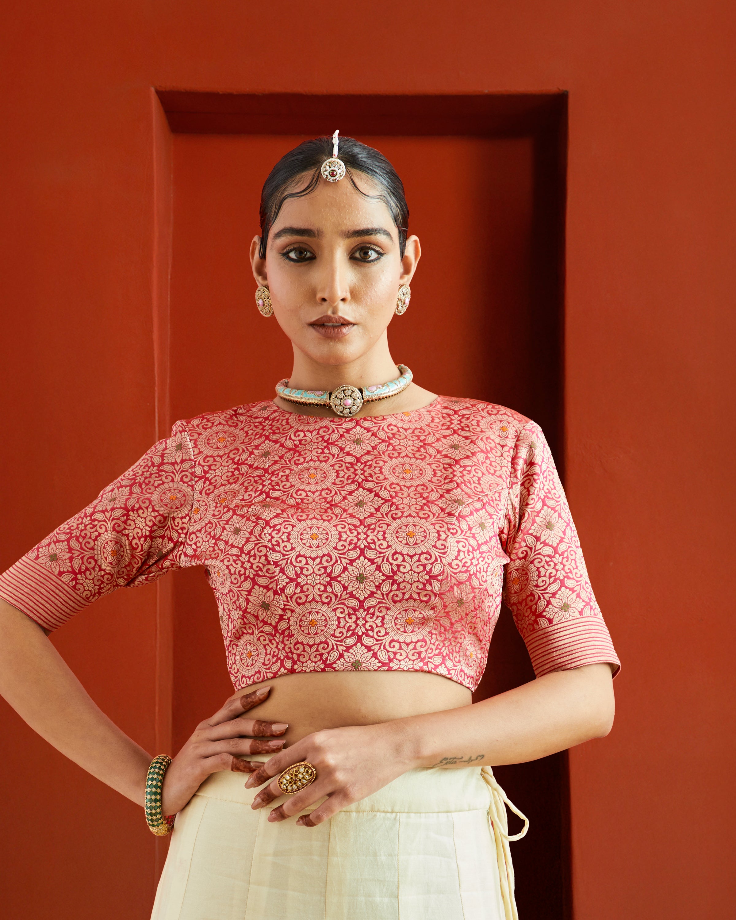 Pink & Gold Geometric Brocade Round Neck  Saree Blouse