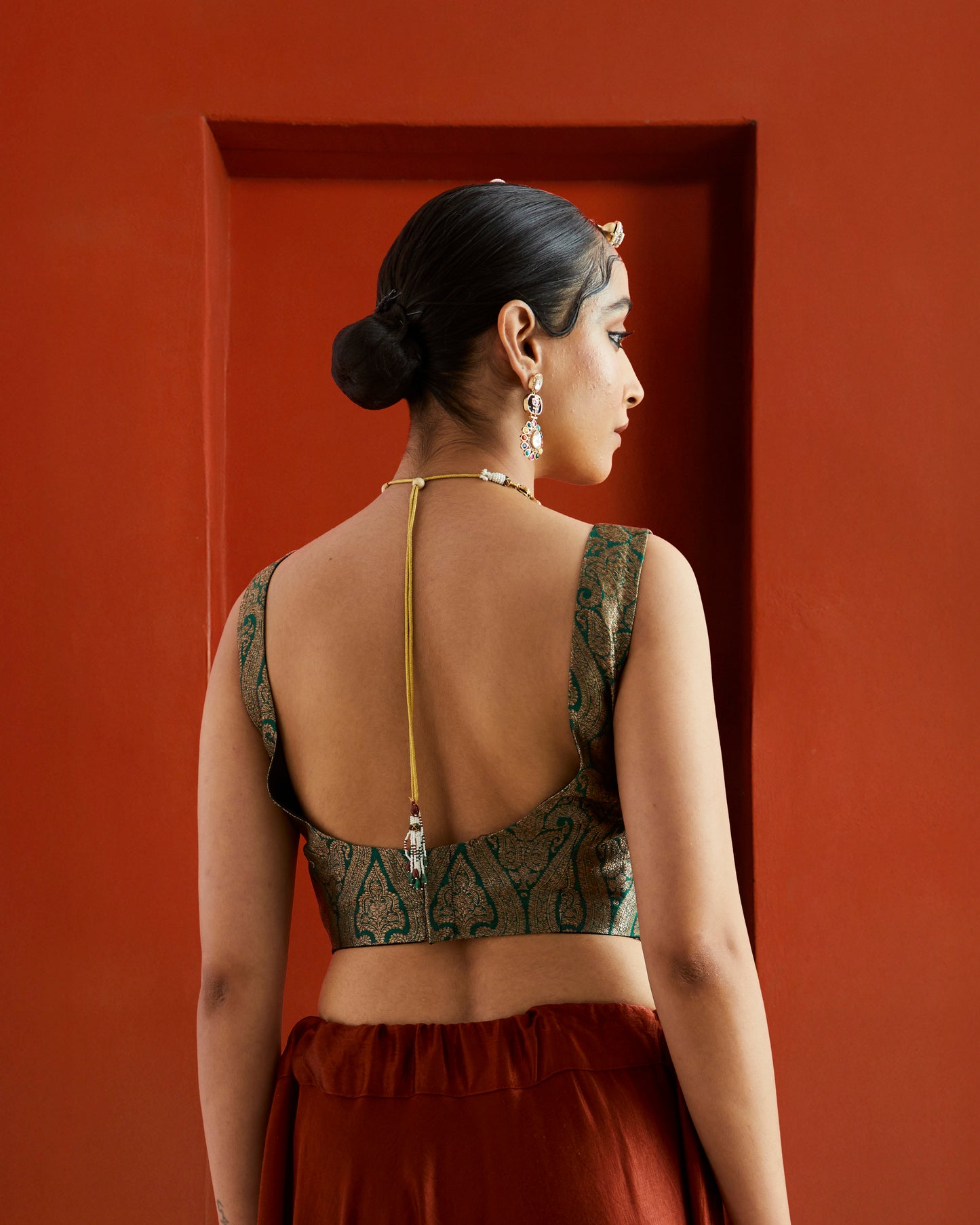 Green & Gold Paisley Brocade Sleeveless Saree Blouse