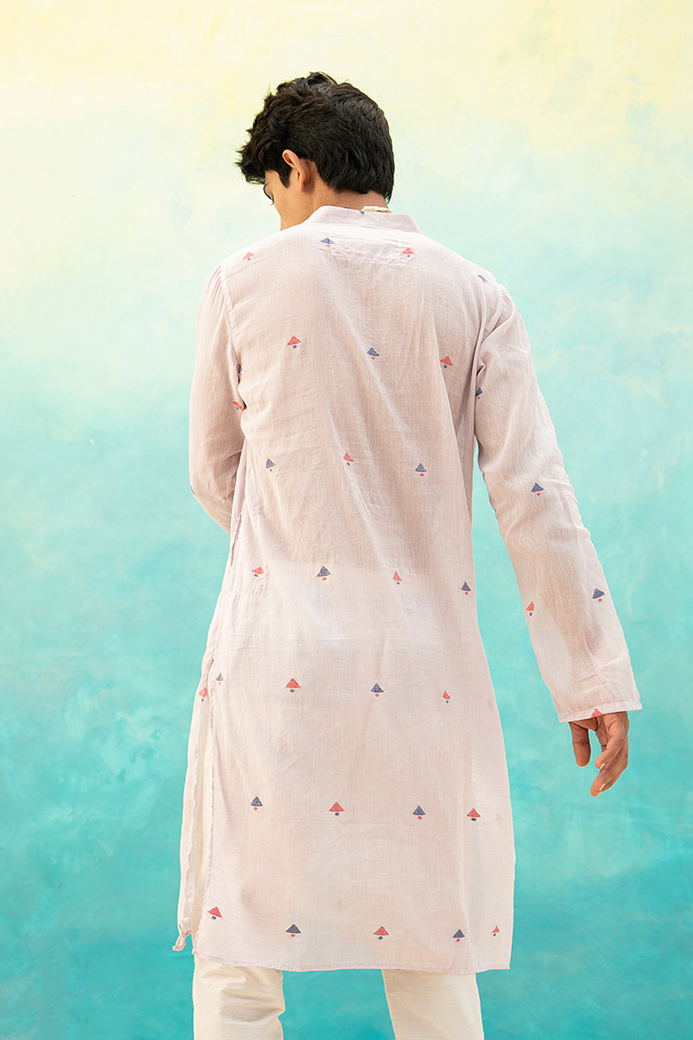 Nazaqat Kurta