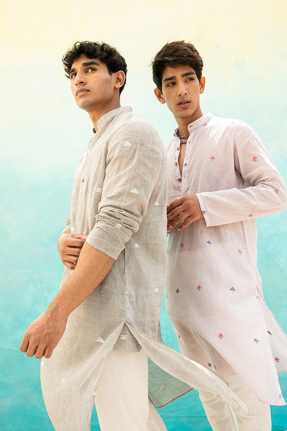 Nazaqat Kurta