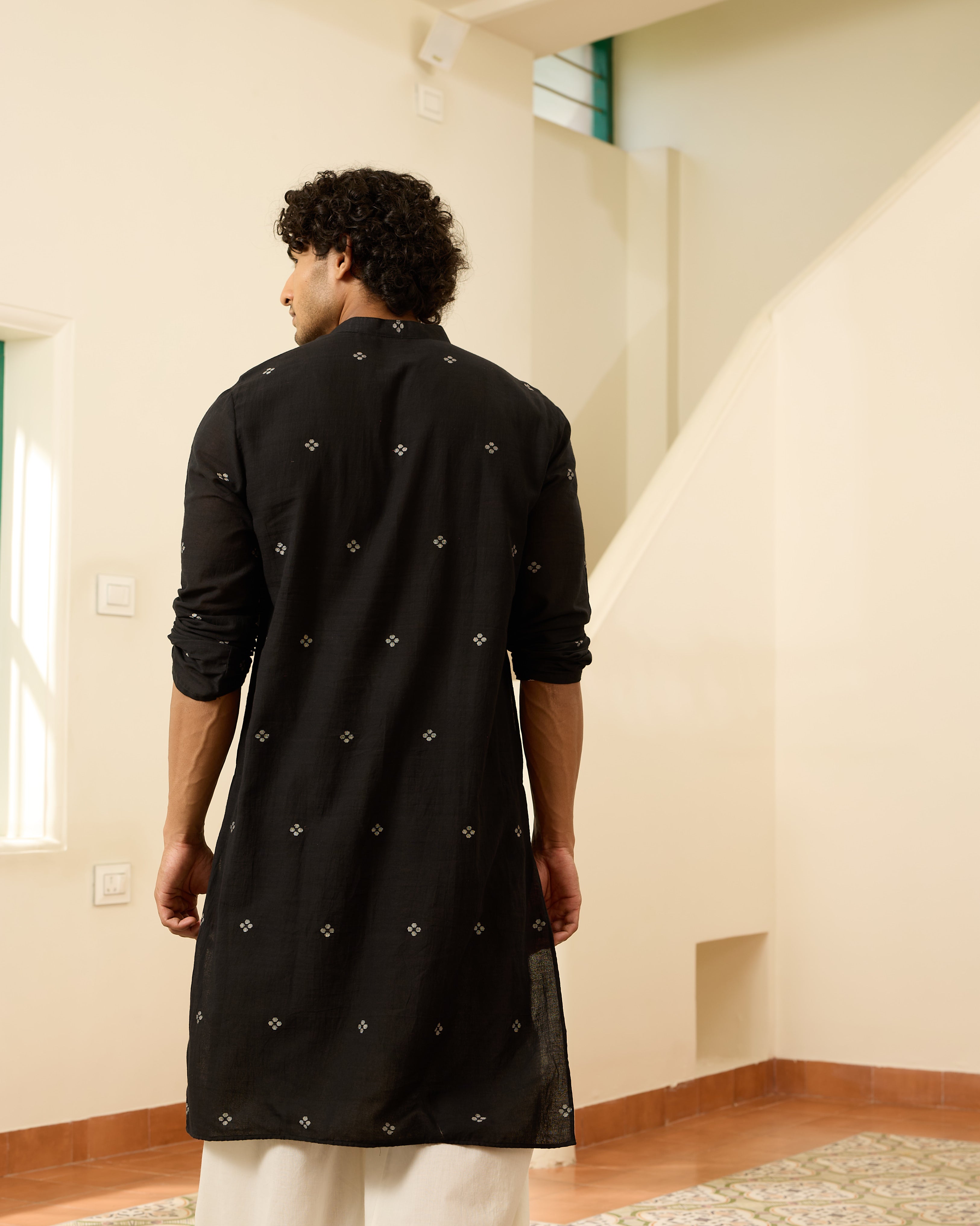 Kalo Phul Jamdani Kurta