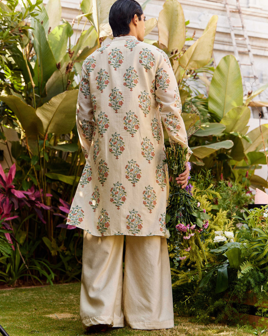Sadabahar Guldaan Red Kurta