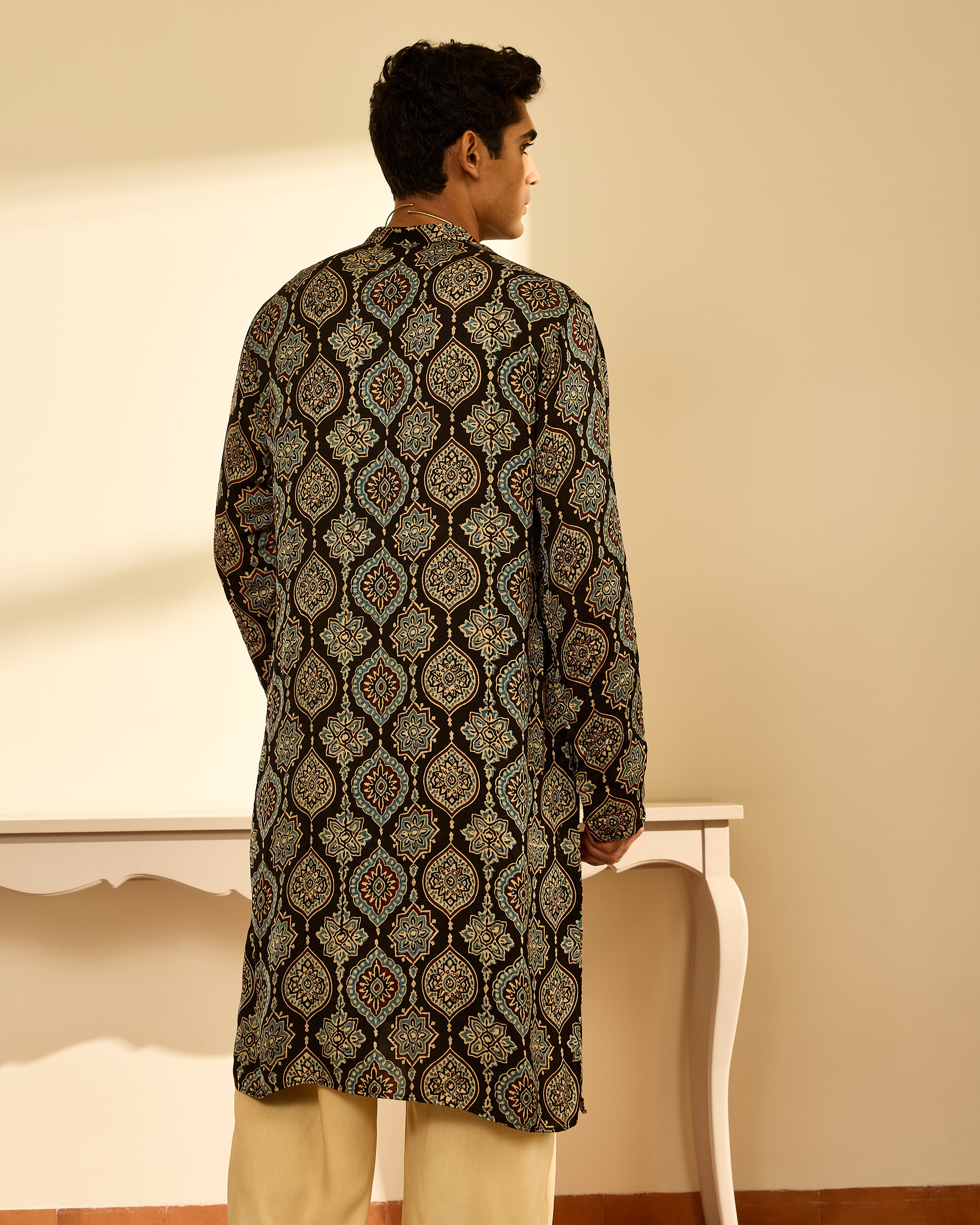 Minkudi Ajrakh Kurta