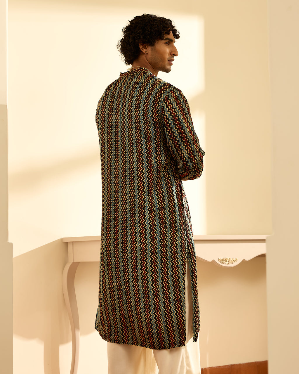 Mizan Ajrakh Kurta