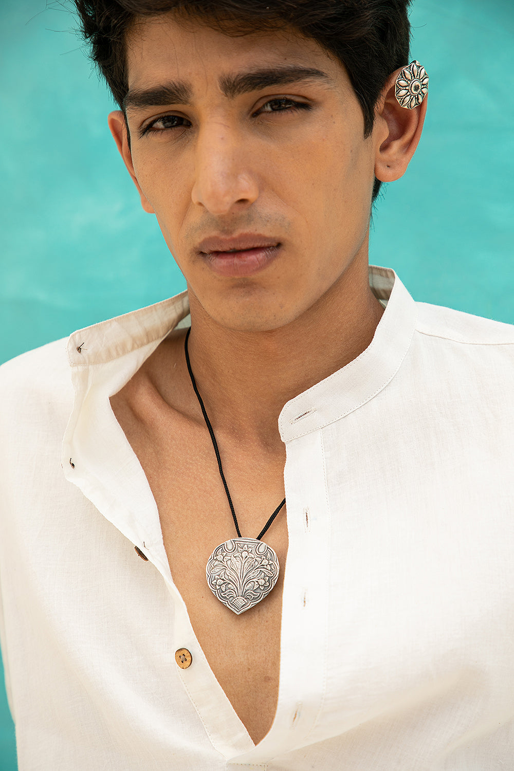 Nazaha Kurta