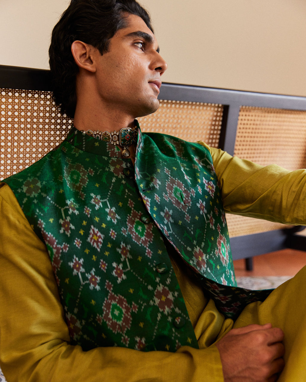 Navratna Patan Patola Green Bandi