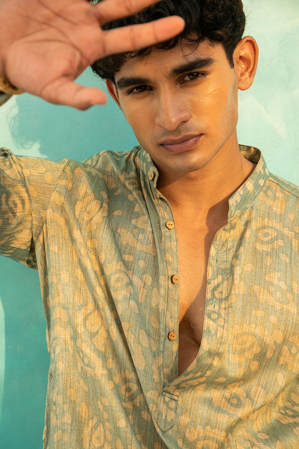 Amoort Kurta