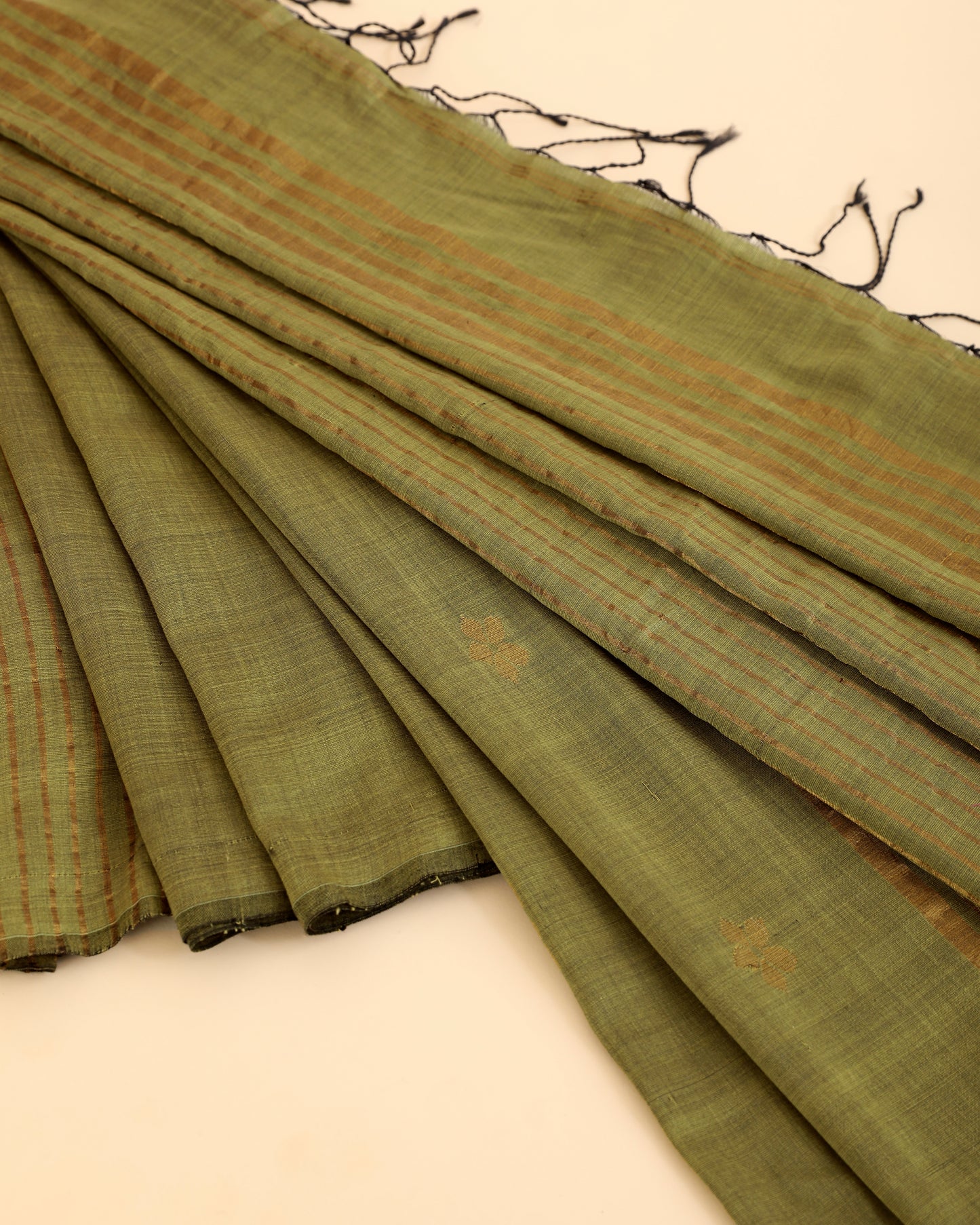 Mrinmoyee Olive Saree