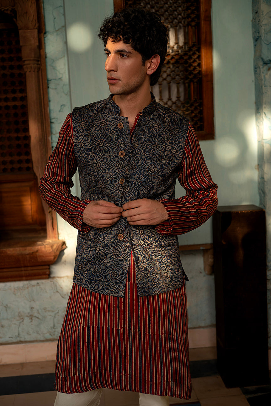 Sehar Blue Modal Bandi