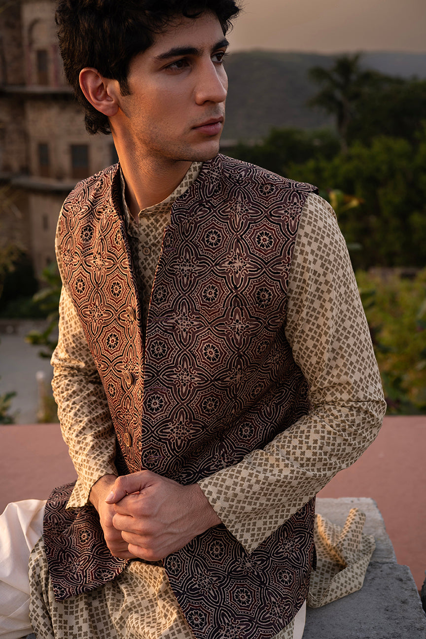 Sehar Brown Modal Bandi