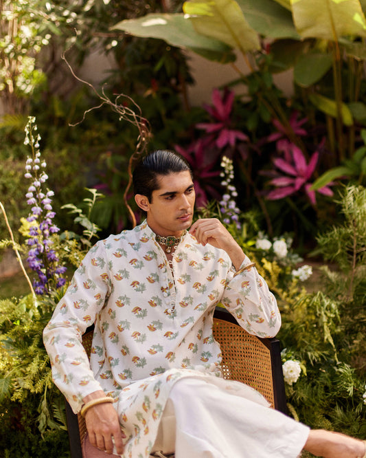 Tesu Buta Off White kurta