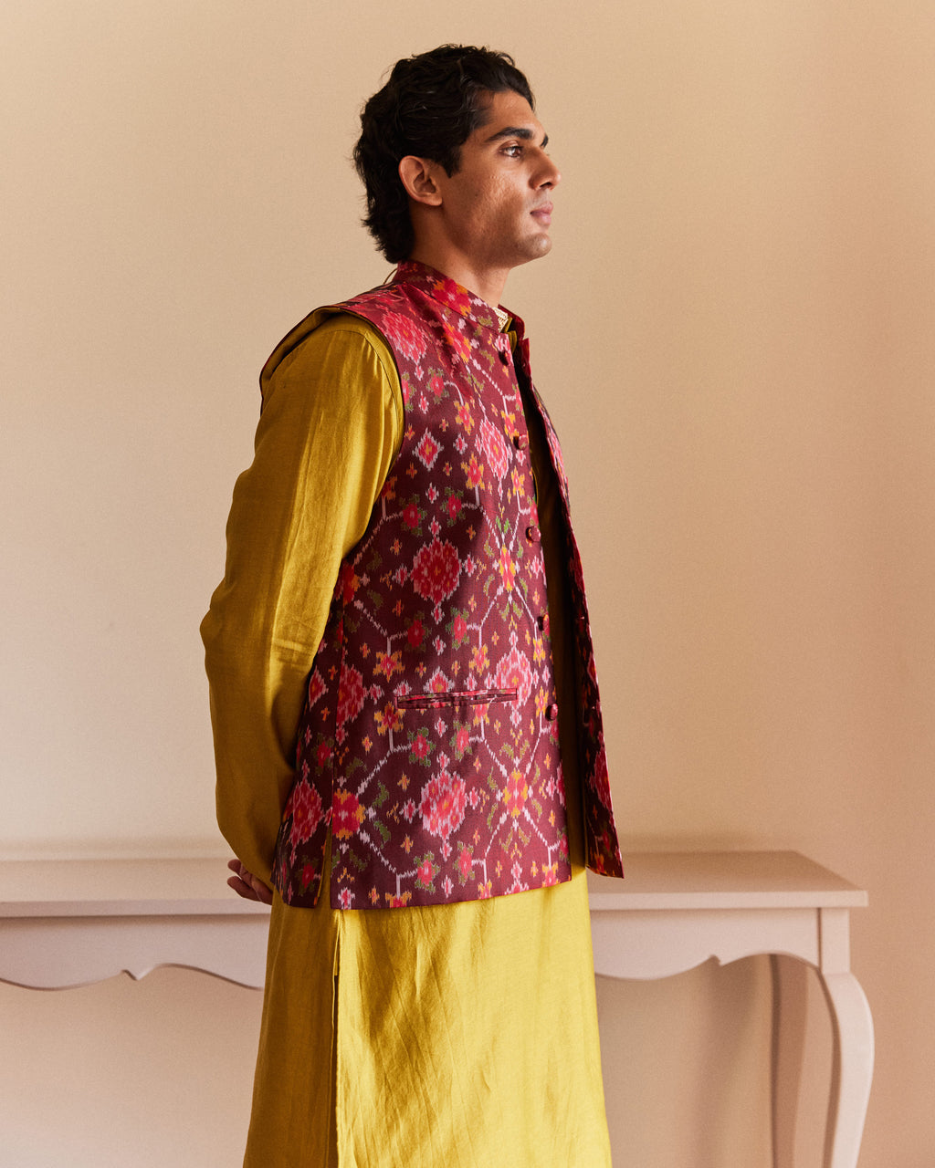 Paan Chanda Patan Patola Maroon Bandi