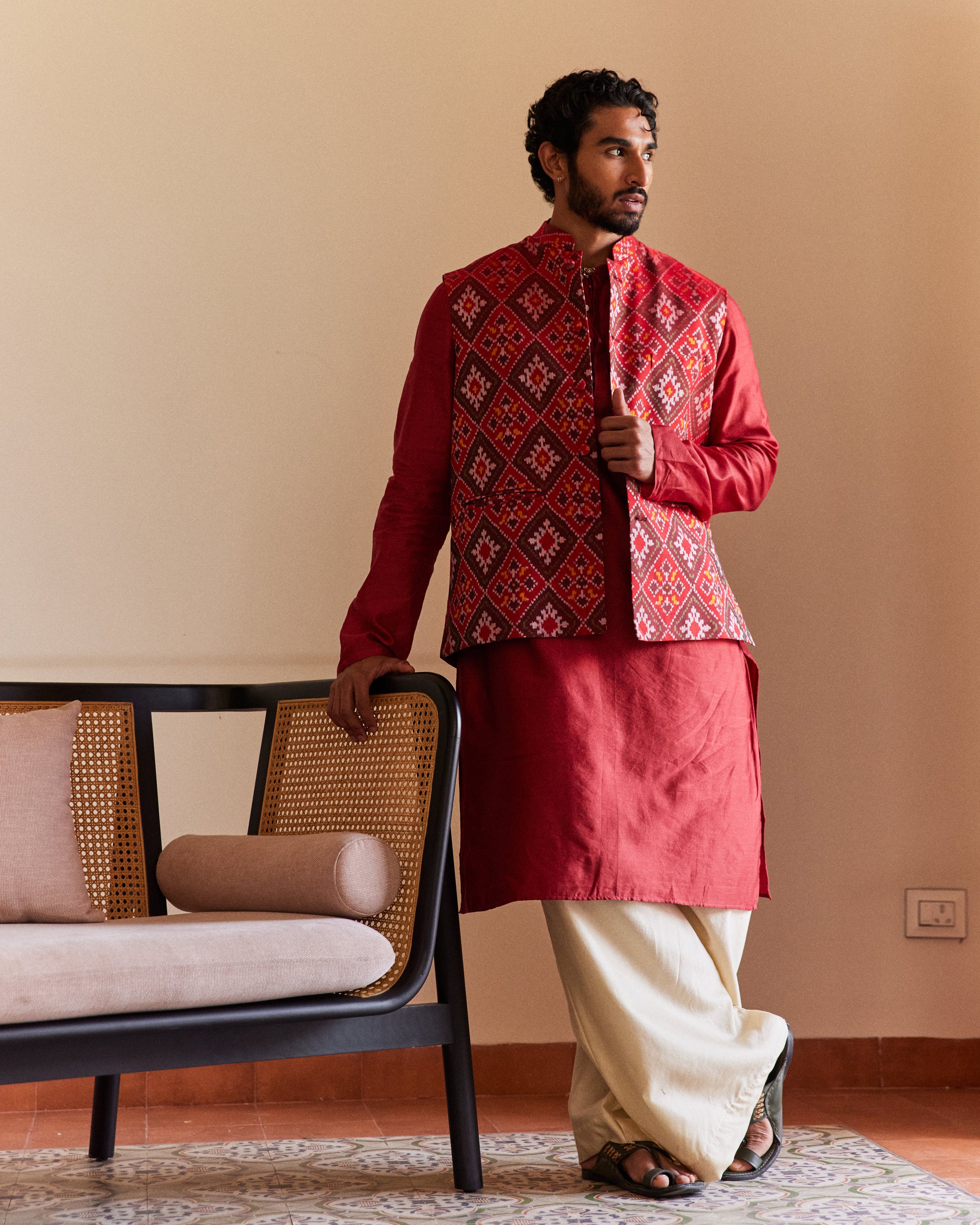 Navratna Patan Patola Dark Red Bandi