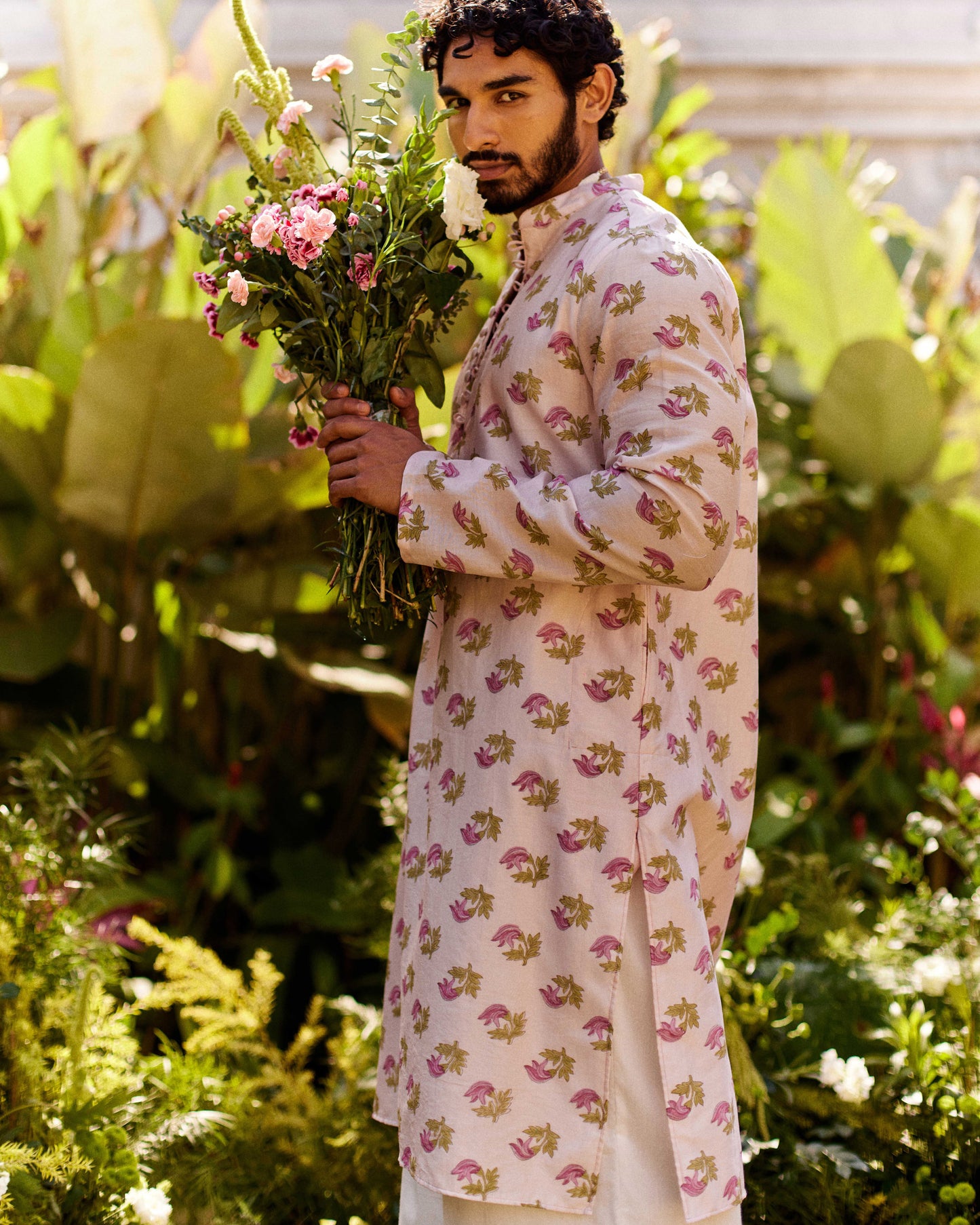 Tesu Buta Pink kurta