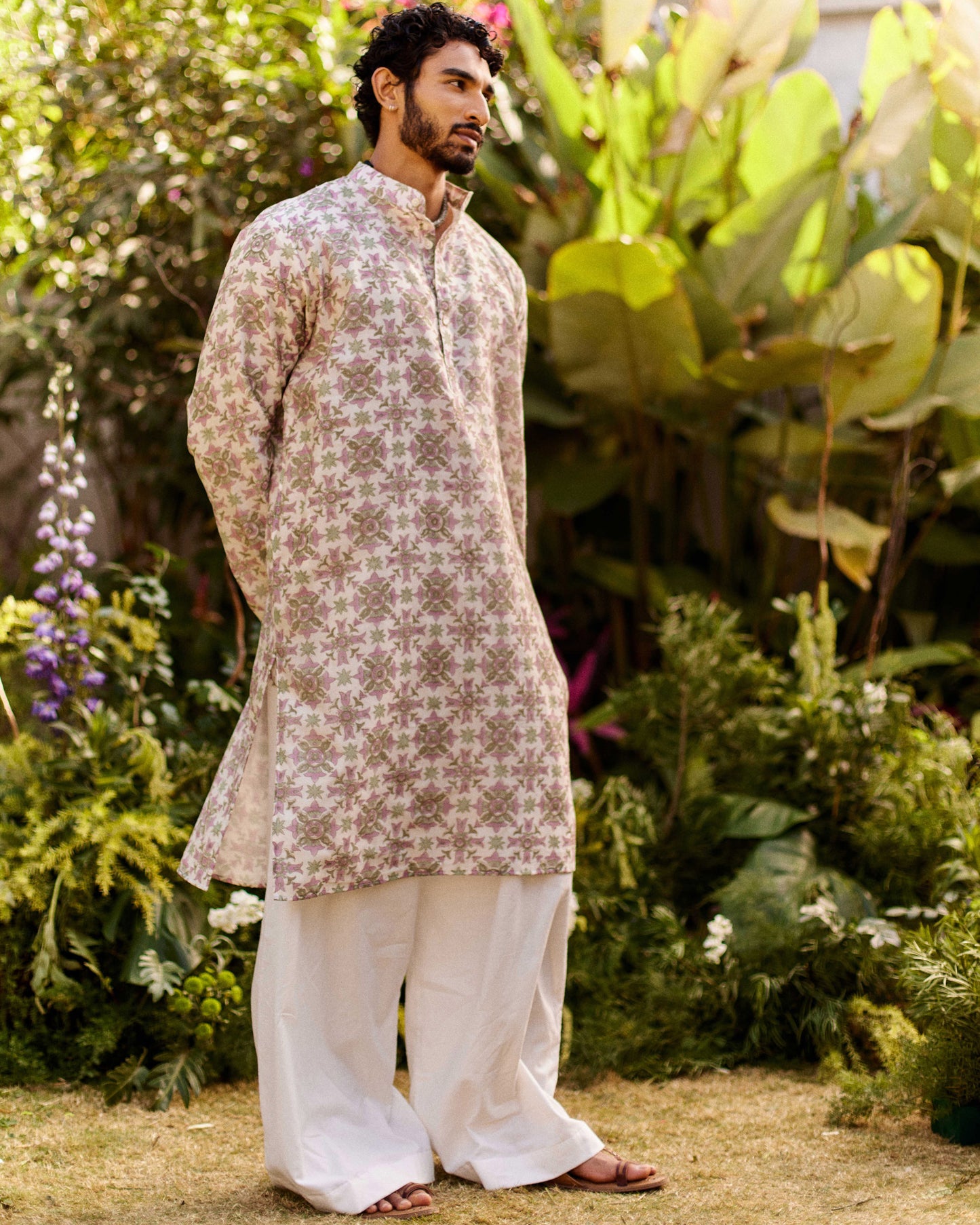 Pink White Varg Jaal kurta