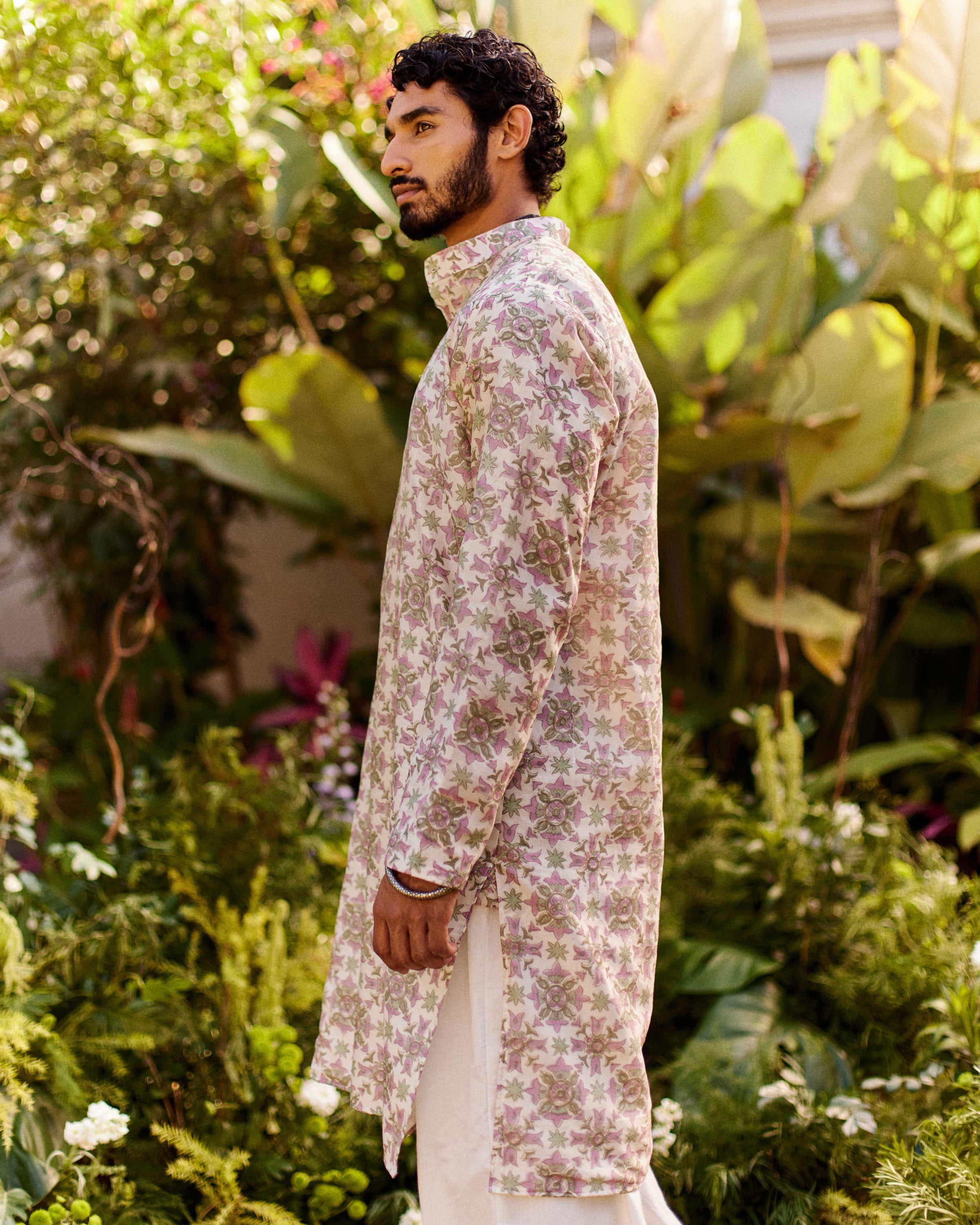 Pink White Varg Jaal kurta