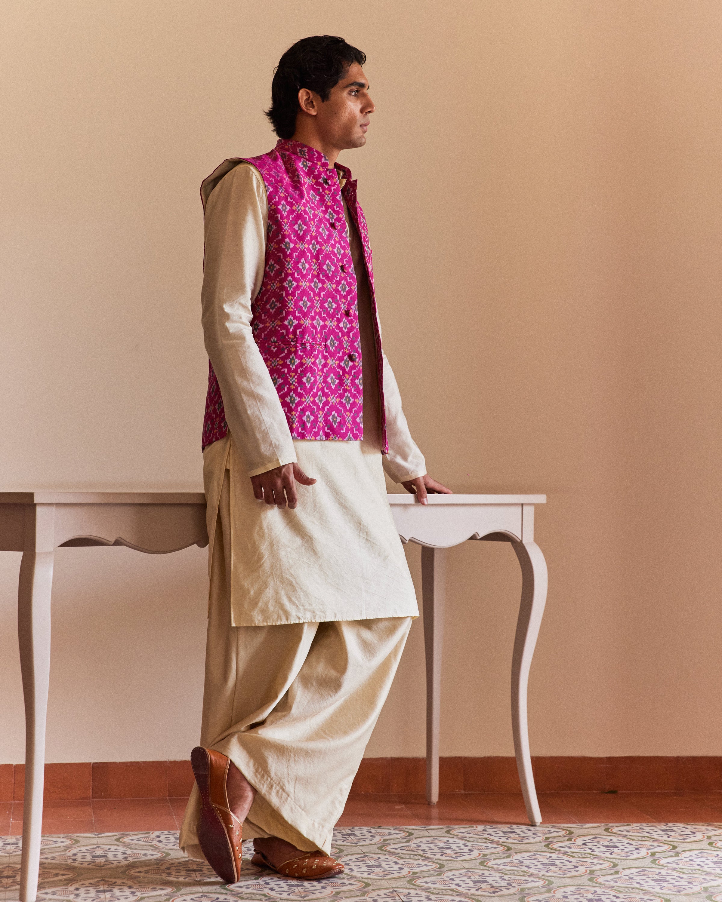 Chanda Bhat Dark Pink Patan Patola Bandi