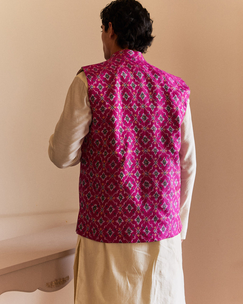Chanda Bhat Dark Pink Patan Patola Bandi