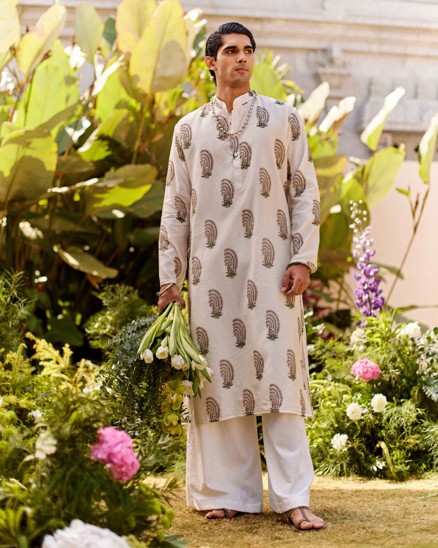 Embroidered Fern kurta