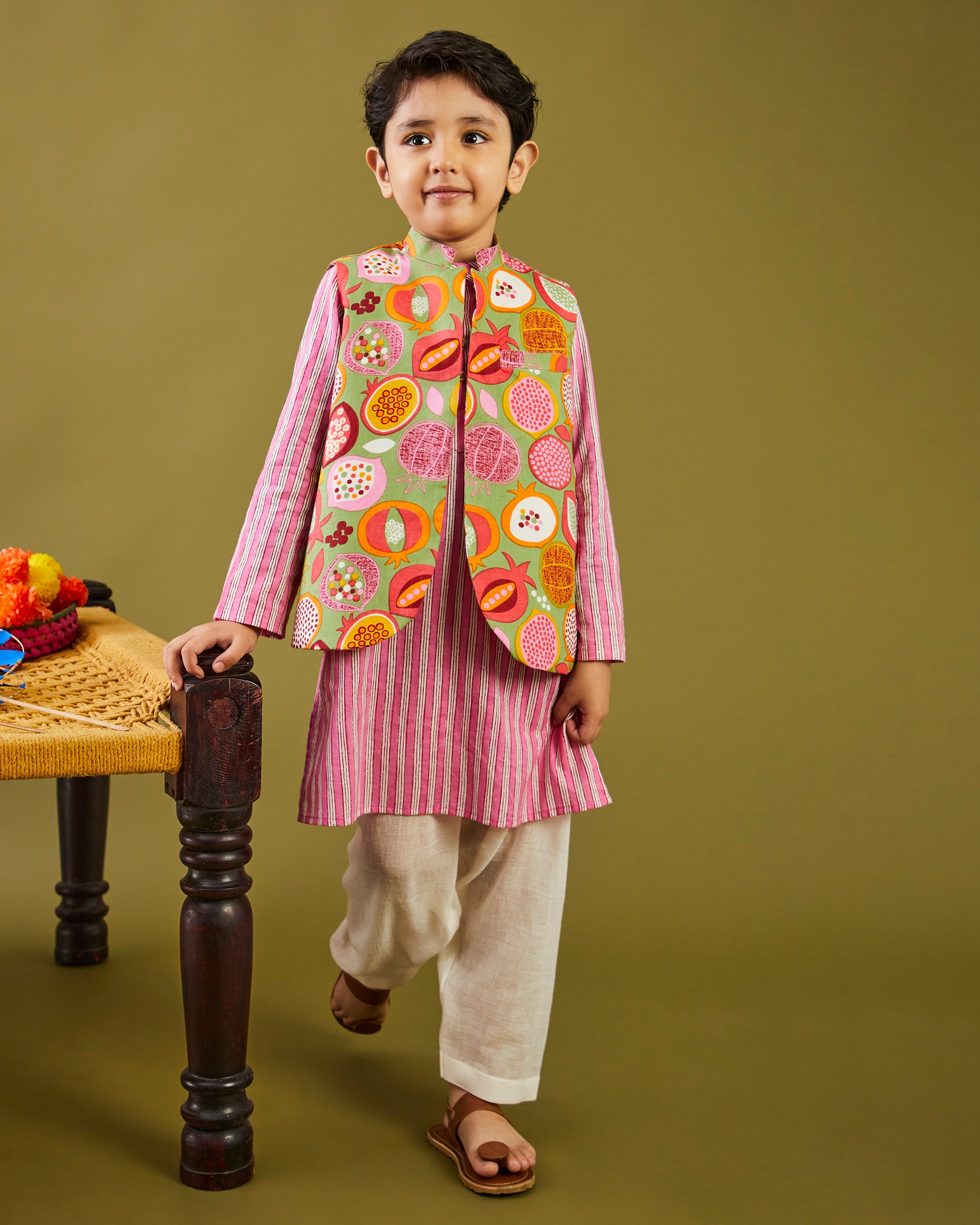 Printed Anaar Kurta Pajama Bandi Set