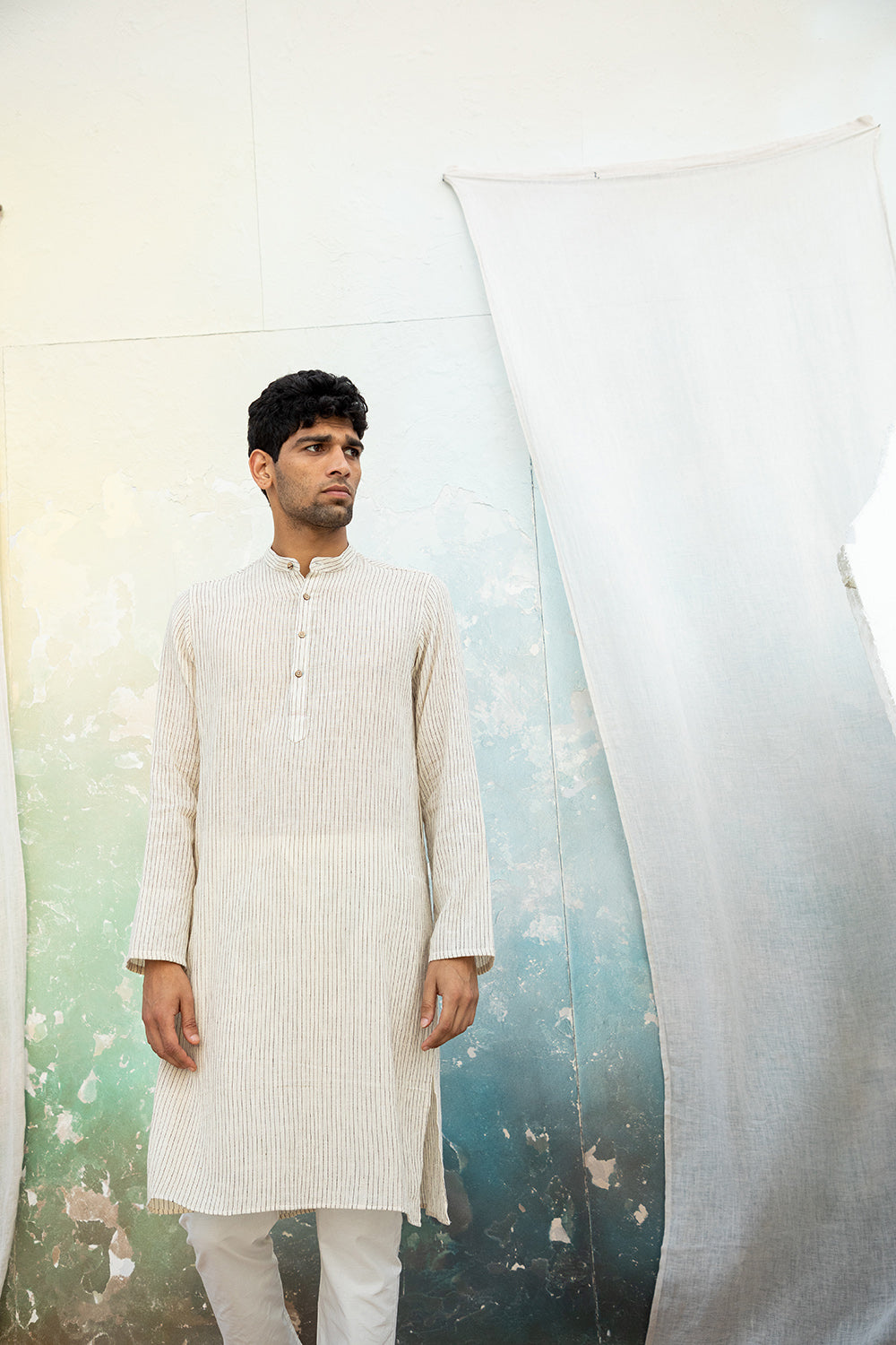 Ayan Kurta