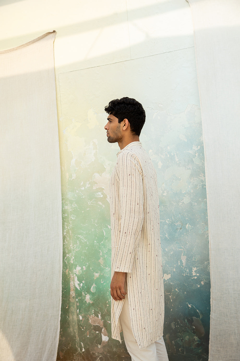 Avalokan Kurta