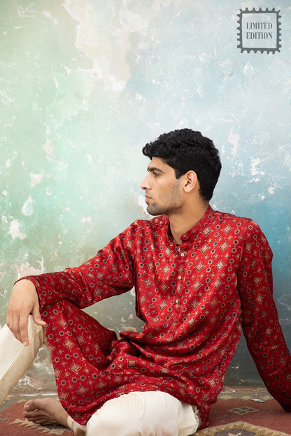 Saaj Red Mashru Kurta