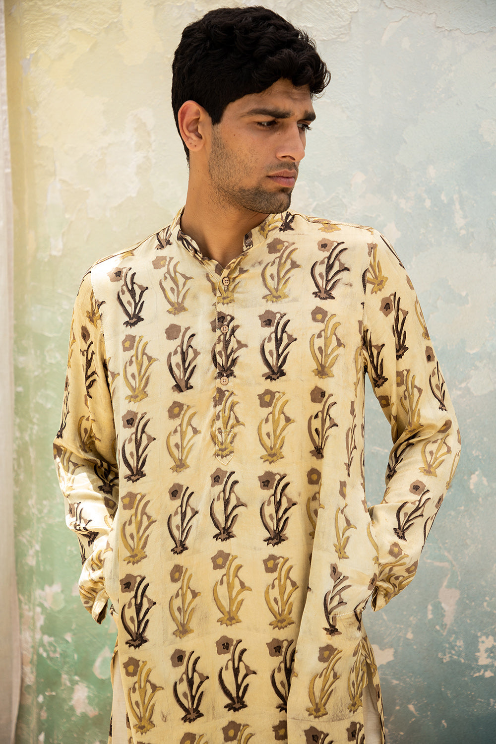 Bagh Off White Mashru Kurta