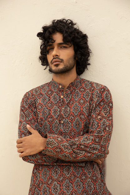 Rivaayat Red Cotton Kurta