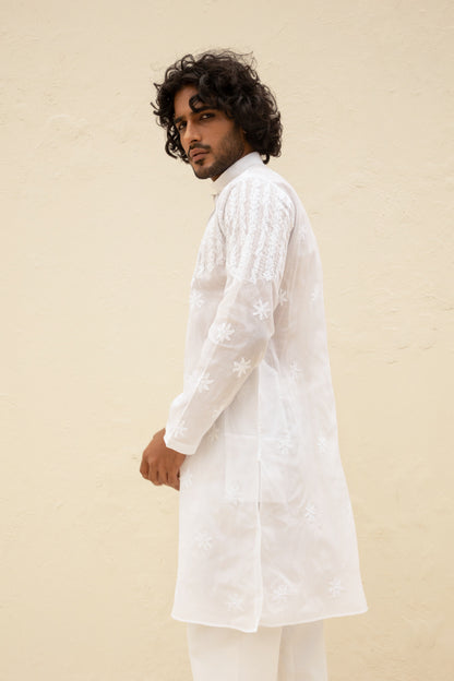 Khalis Kurta