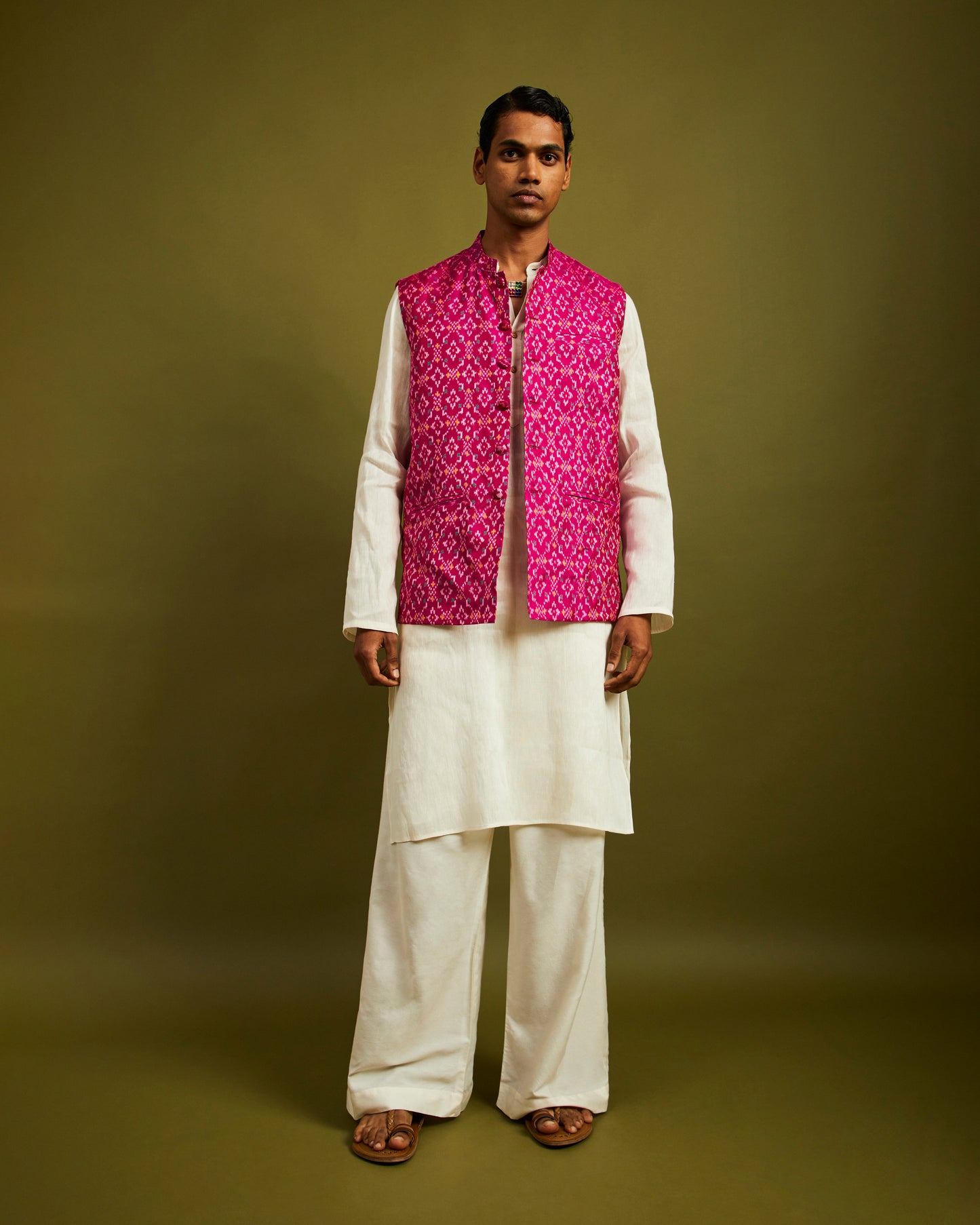 Chanda Bhat Pink Patan Patola Bandi