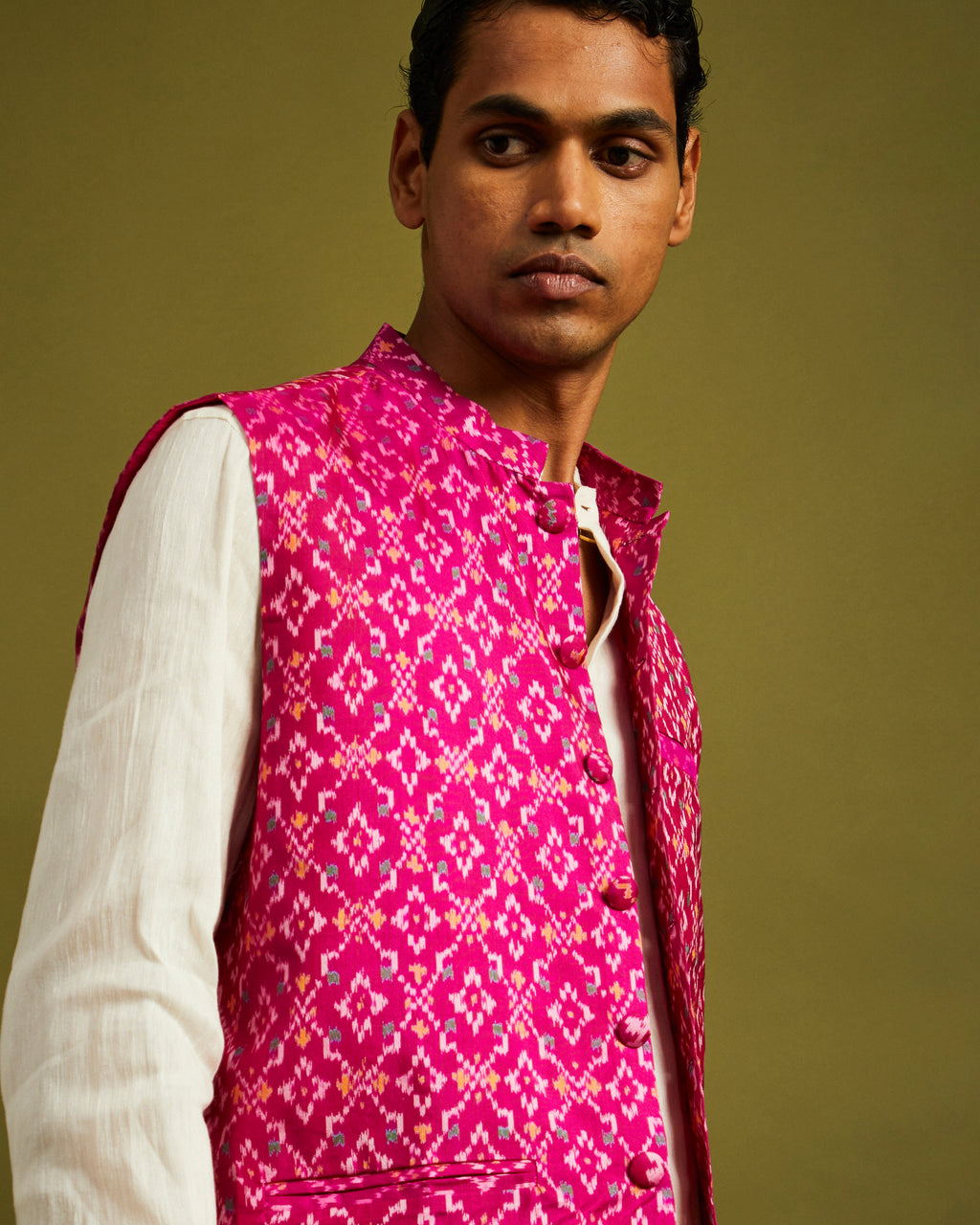 Chanda Bhat Pink Patan Patola Bandi