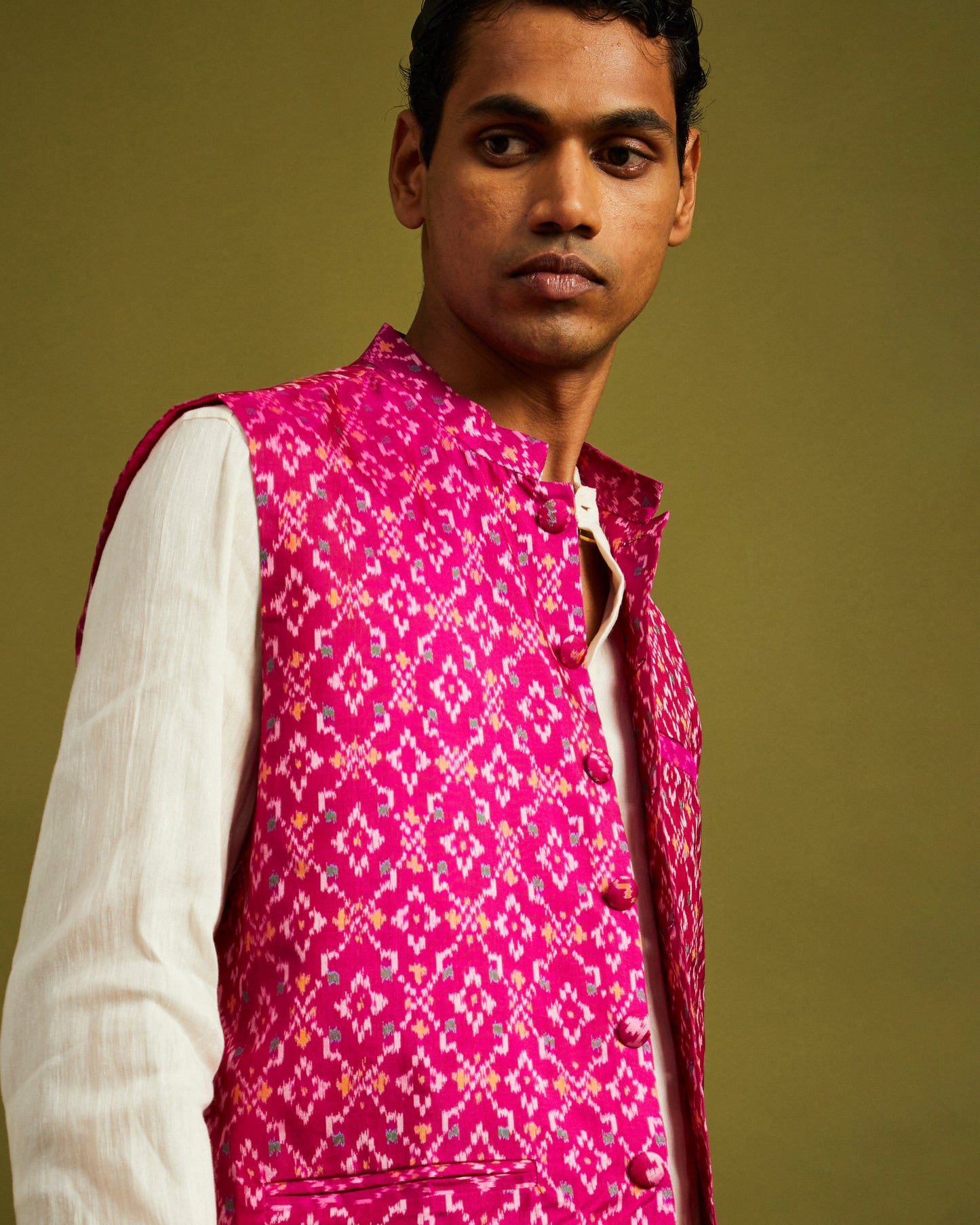 Chanda Bhat Pink Patan Patola Bandi