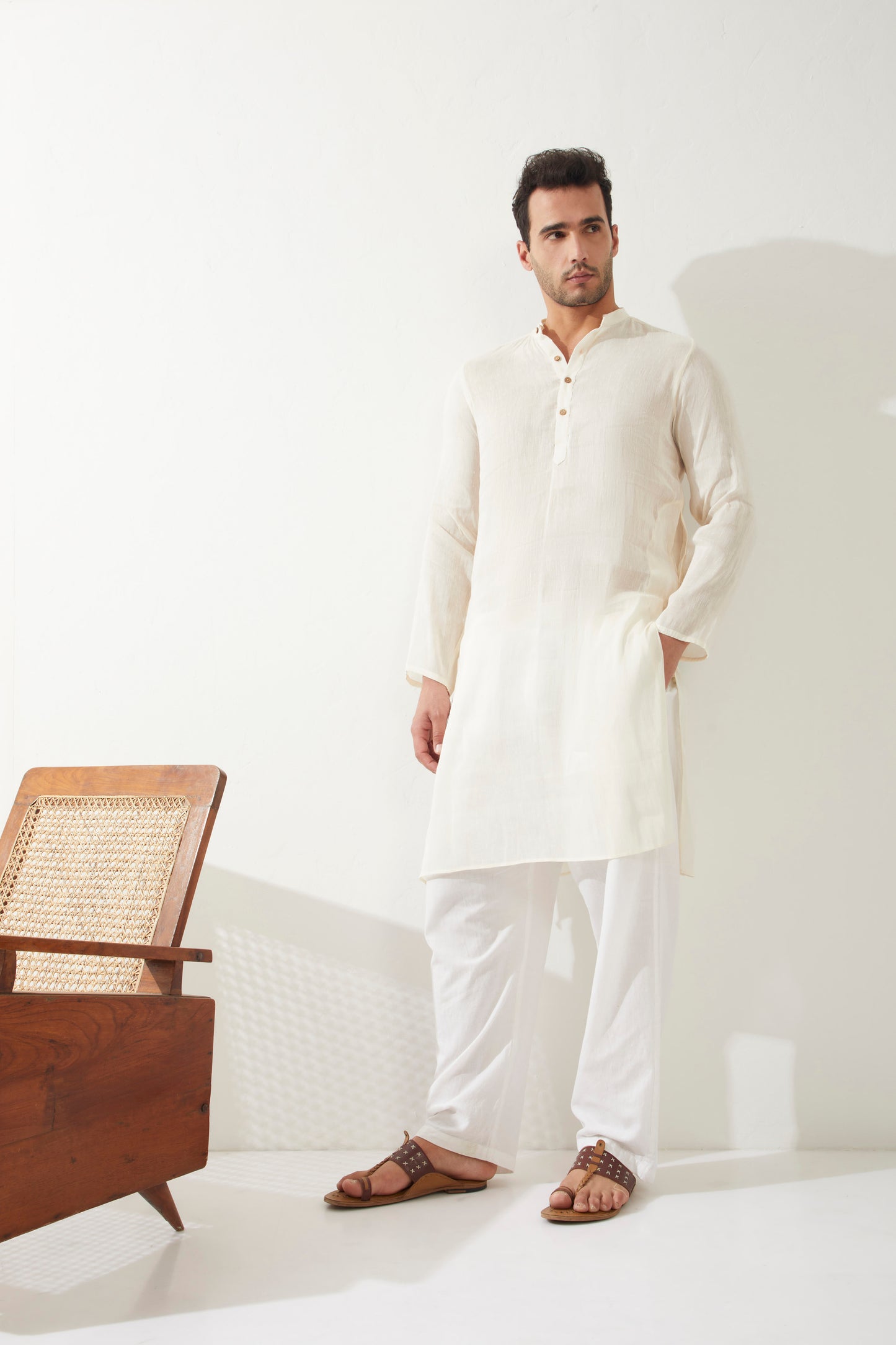 Shwet Long Kurta