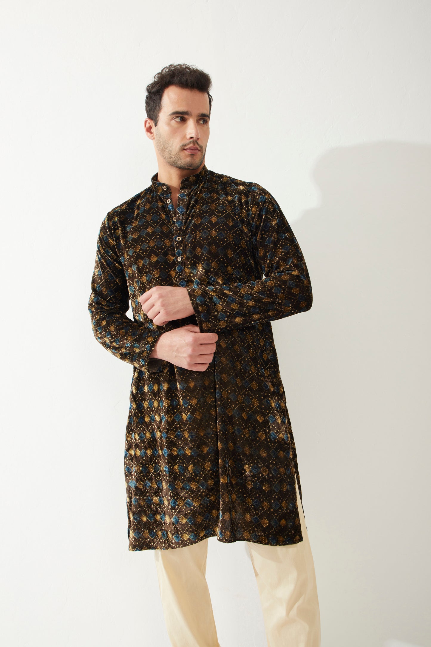 Bahurupi Velvet Kurta